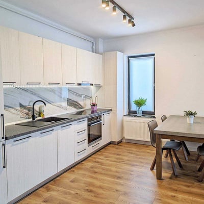 Rental of a spacious 3-room apartment, 273 m², Constanta, Romania